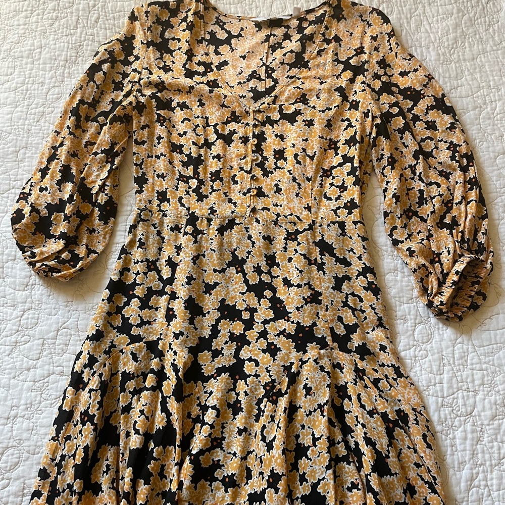 Cute floral mini dress
